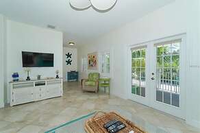 Footprints in the Sand managed by Beach Retreats