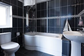 Manor View - 1 Bedroom Apartment - Pendine