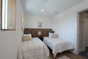 Sunshine & Good Times managed by Beach Retreats