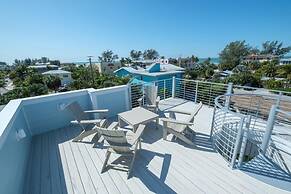 Sunshine & Good Times managed by Beach Retreats