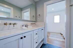 Sunshine & Good Times managed by Beach Retreats