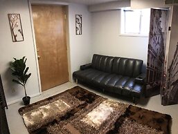 Midvale Home 4 Bedroom Home by Redawning