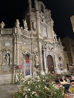 Immaculate 3-bed Apartment in Trapani, Sicily