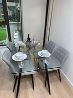 Impeccable 1-bed Apartment in London