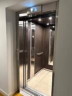 Impeccable 1-bed Apartment in London