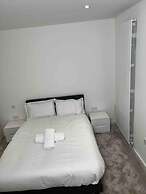 Impeccable 1-bed Apartment in London