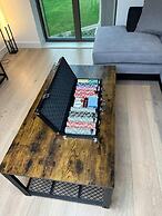 Impeccable 1-bed Apartment in London