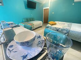 YanceyLargo Estate - Newly Built Modern 1 Bedroom Suite 1 Villa by Red