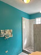 YanceyLargo Estate - Newly Built Modern 1 Bedroom Suite 1 Villa by Red