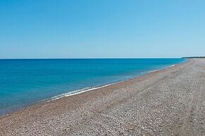 Stunning 5-bed Villa in Gennadi!