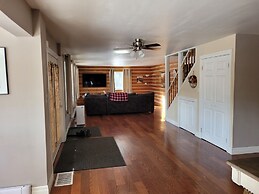 Immaculate 4-bed House