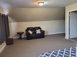 Immaculate 4-bed House