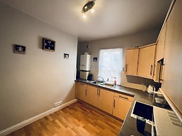 3 Minutes Walk to the Beach