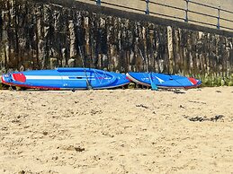 3 Minutes Walk to the Beach