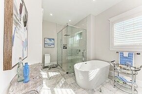 Just Beachy managed by Beach Retreats