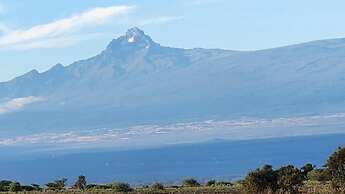 Amanya Star Bed Amboseli