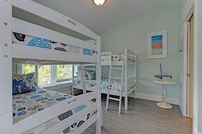 Emerald Bay managed by Beach Retreats