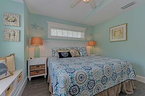 Emerald Bay managed by Beach Retreats