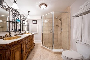 The Villa Bed & Breakfast