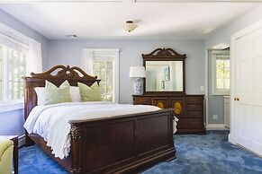 The Villa Bed & Breakfast
