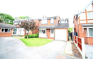 3 Bed Detached - Quiet Cul De Sac -private Parking