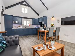 Strawberry Bank - Kingfisher