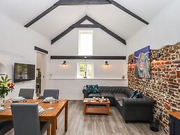 Strawberry Bank - Kingfisher