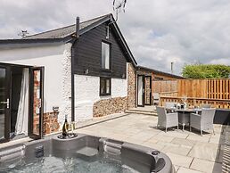 Strawberry Bank - Kingfisher