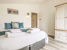 Strawberry Bank - Kingfisher