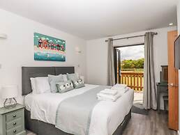 Strawberry Bank - Kingfisher