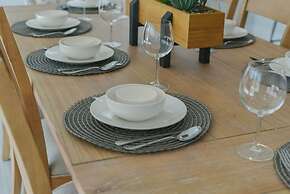 Reef Romance managed by Beach Retreats