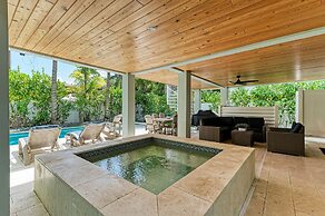 Reef Romance managed by Beach Retreats