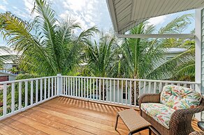 Reef Romance managed by Beach Retreats