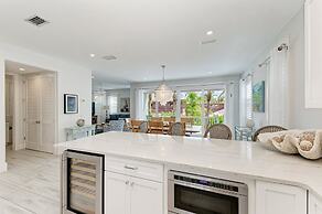 Reef Romance managed by Beach Retreats