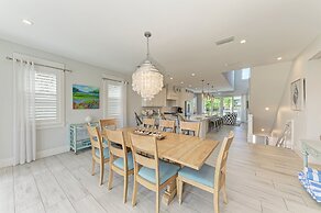 Reef Romance managed by Beach Retreats