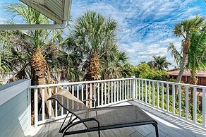 Reef Romance managed by Beach Retreats