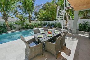 Reef Romance managed by Beach Retreats