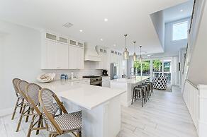 Reef Romance managed by Beach Retreats