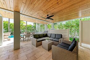 Reef Romance managed by Beach Retreats