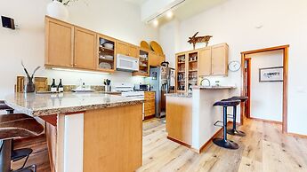 Snowcreek V #784 2 Bedroom Condo by RedAwning