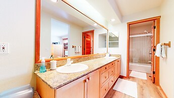 Snowcreek V #784 2 Bedroom Condo by RedAwning