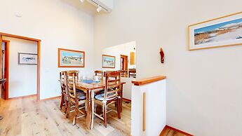 Snowcreek V #784 2 Bedroom Condo by RedAwning