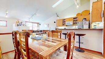 Snowcreek V #784 2 Bedroom Condo by RedAwning