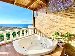 Inviting 2-bed Apartment in Cofresi