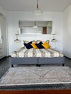 Stunning View Seaside 1-bed Apartment in Saronida