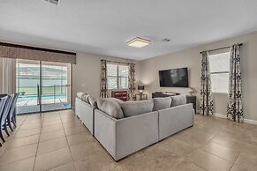 9 Bedroom Harry Potter and Star Wars Villa 9 Home by RedAwning