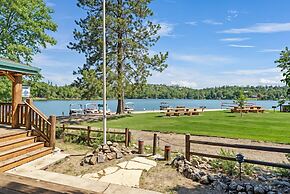 Marina Beach Lodge - Lakefront Home on Beach! by Yosemite Region Resor