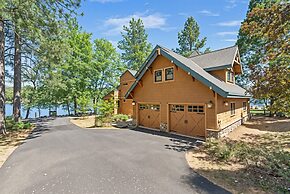 Marina Beach Lodge - Lakefront Home on Beach! by Yosemite Region Resor