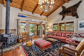 Marina Beach Lodge - Lakefront Home on Beach! by Yosemite Region Resor