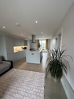 Immaculate 2-bed Apartment in London